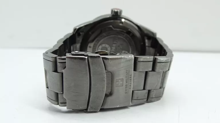 zegarek-swiss-miliatry-calibre-revolution-06-5r5-13-007-material-paska-129219-17