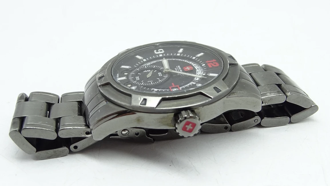 zegarek-swiss-miliatry-calibre-revolution-06-5r5-13-007-stan-11323-2