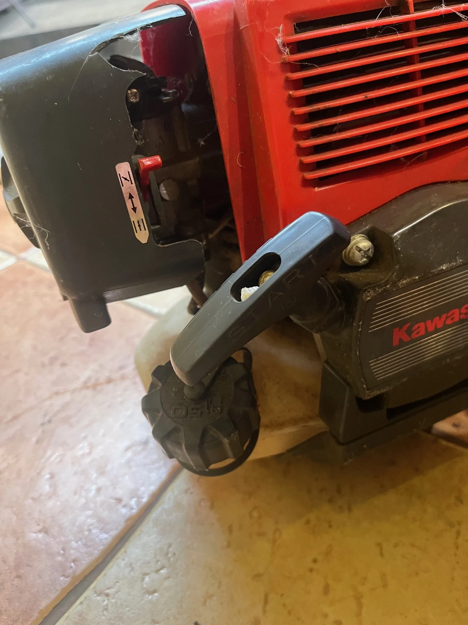 kosa-spalinowa-kawasaki-tj53e-marka-kawasaki