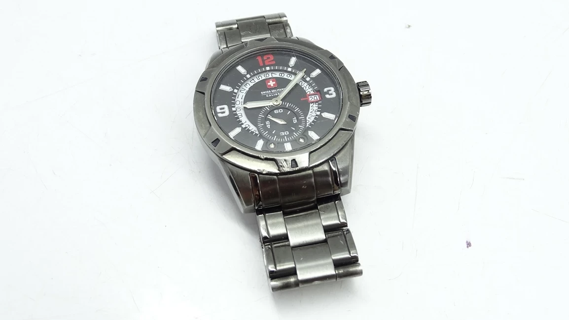 zegarek-swiss-miliatry-calibre-revolution-06-5r5-13-007-funkcje-220-128