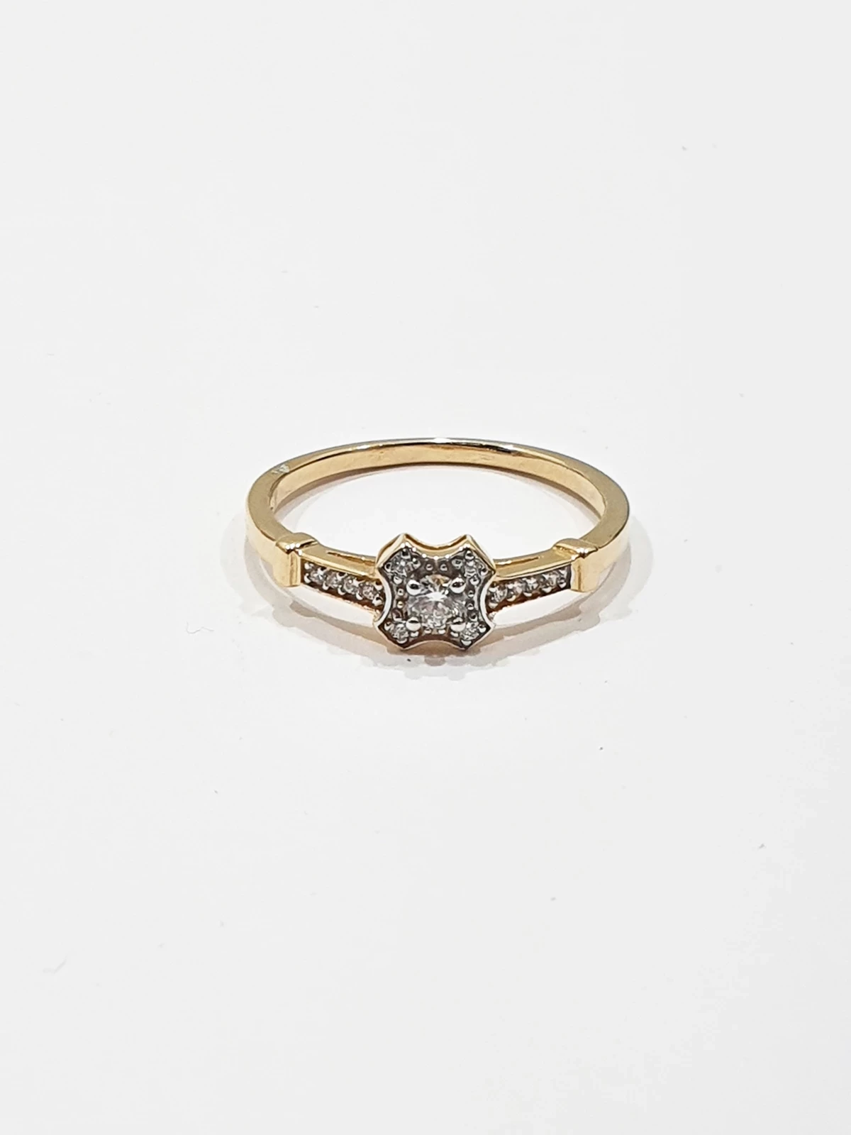 okazaly-zloty-pierscionek-pr585-236g-r18-legnicka-66-wroclaw