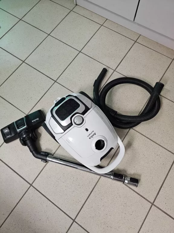 ODKURZACZ AMICA SUMAM VM 6011