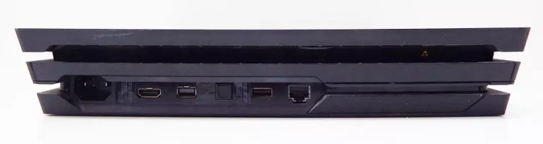 konsola-ps4-pro-1tb-2-pad-okablowanie-10-gier-pudelko-liczba-kontrolerow-w-zestawie-2