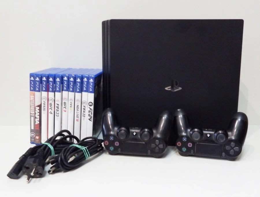 konsola-ps4-pro-1tb-2-pad-okablowanie-10-gier-pudelko-kod-producenta-cuh-7216b