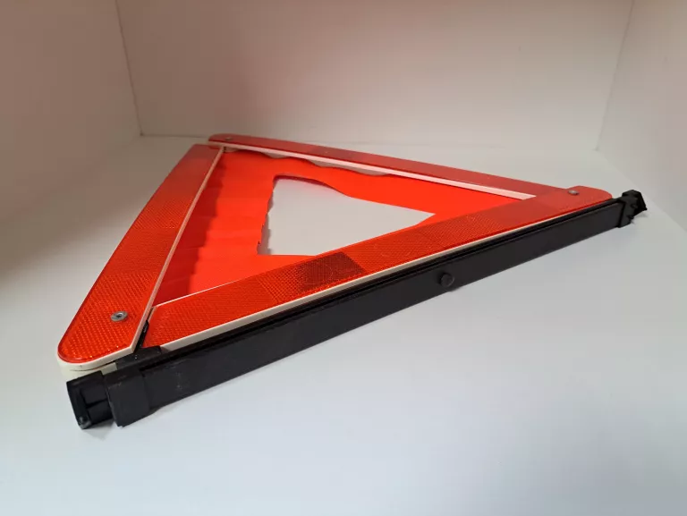 trojkat-ostrzegawczy-warndreieck-typ-bb2-ean-gtin-5907702302607