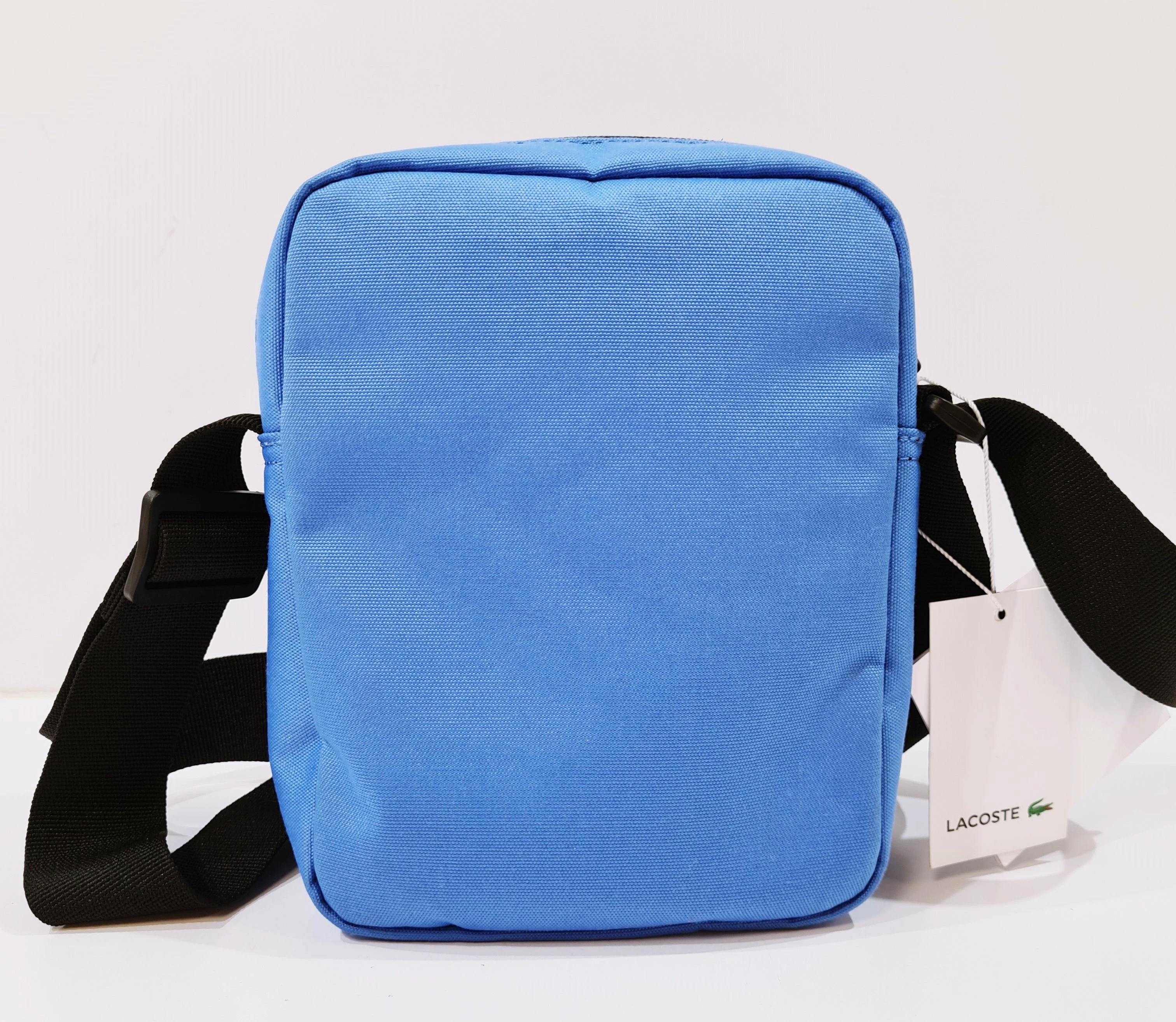 niebieska-lacoste-saszetka-minecraft-torebka-material-dominujacy-poliester