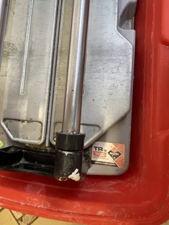 maszyna-do-plytek-rubi-tr-700-seria-tr-700