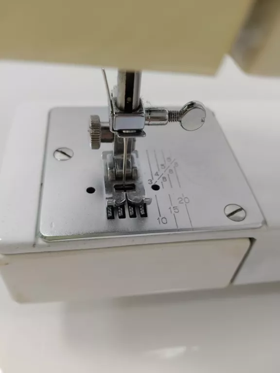 MASZYNA DO SZYCIA AEG NM 1800 PUD
