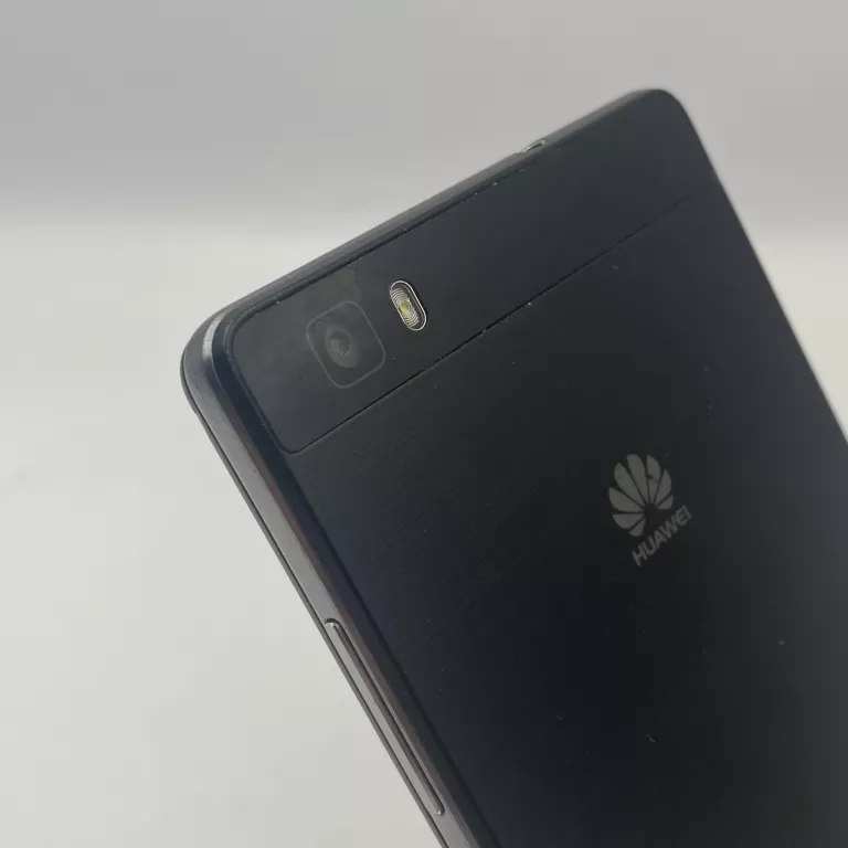 TELEFON HUAWEI P8 LITE 2 GB 16 GB CZARNY