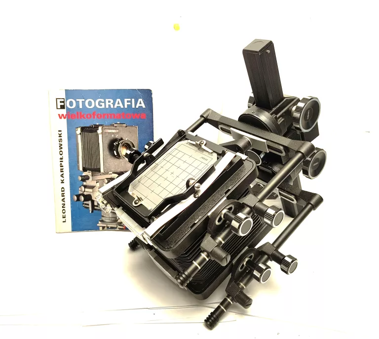 kamera-analogowa-cambo-sc1-6x9-ksiazka-fotografia-wielkoformatowa-dworcowa-52-bydgoszcz