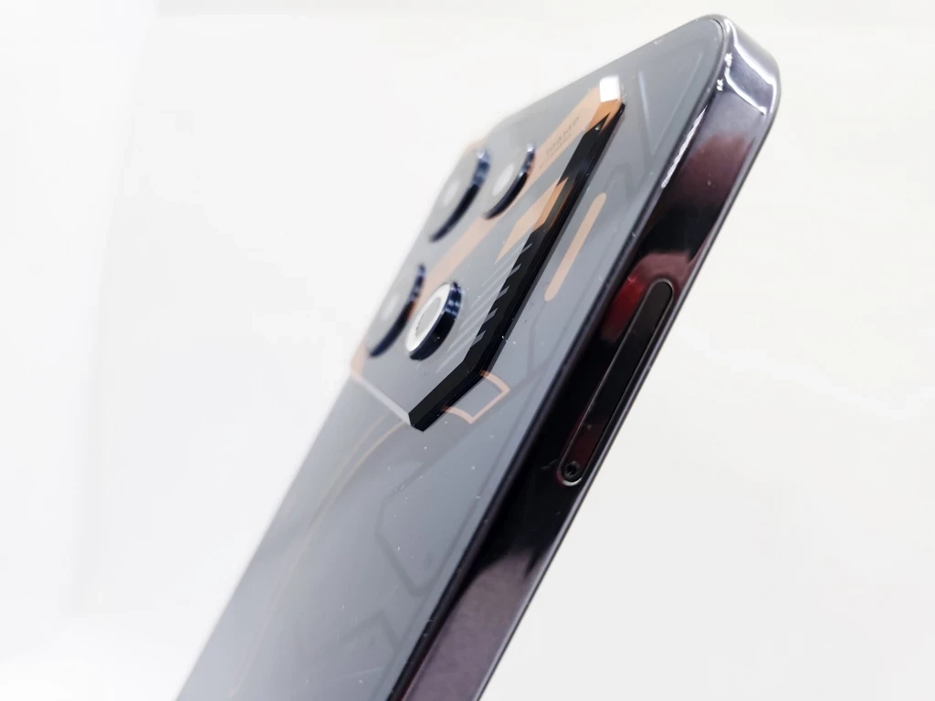 telefon-tecno-pova-6-pro-na-czesci-kod-producenta-pova-5-pro-5g-8256gb-dark-illusion-120hz