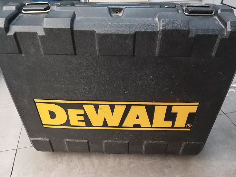 mlotowiertarka-dewalt-d25003k-kod-producenta-d25003k