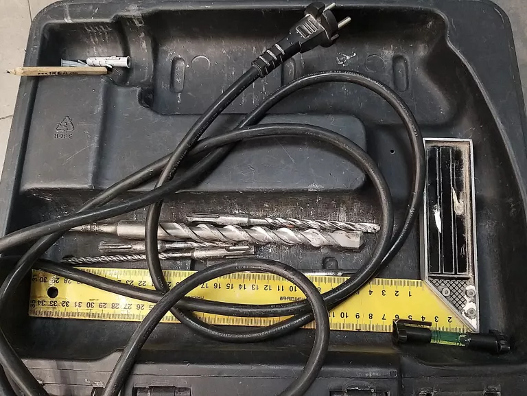 mlotowiertarka-dewalt-d25003k-predkosc-obrotowa-1000