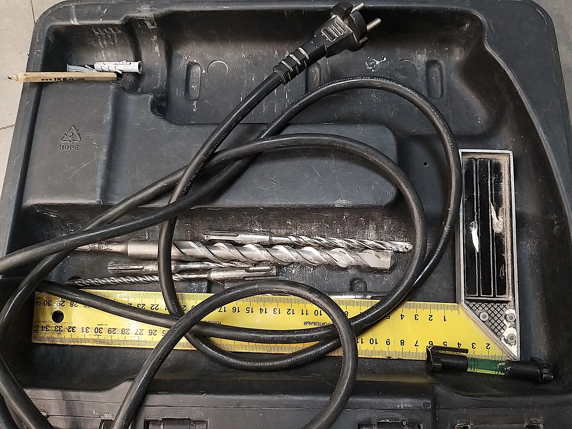 mlotowiertarka-dewalt-d25003k-predkosc-obrotowa-1000