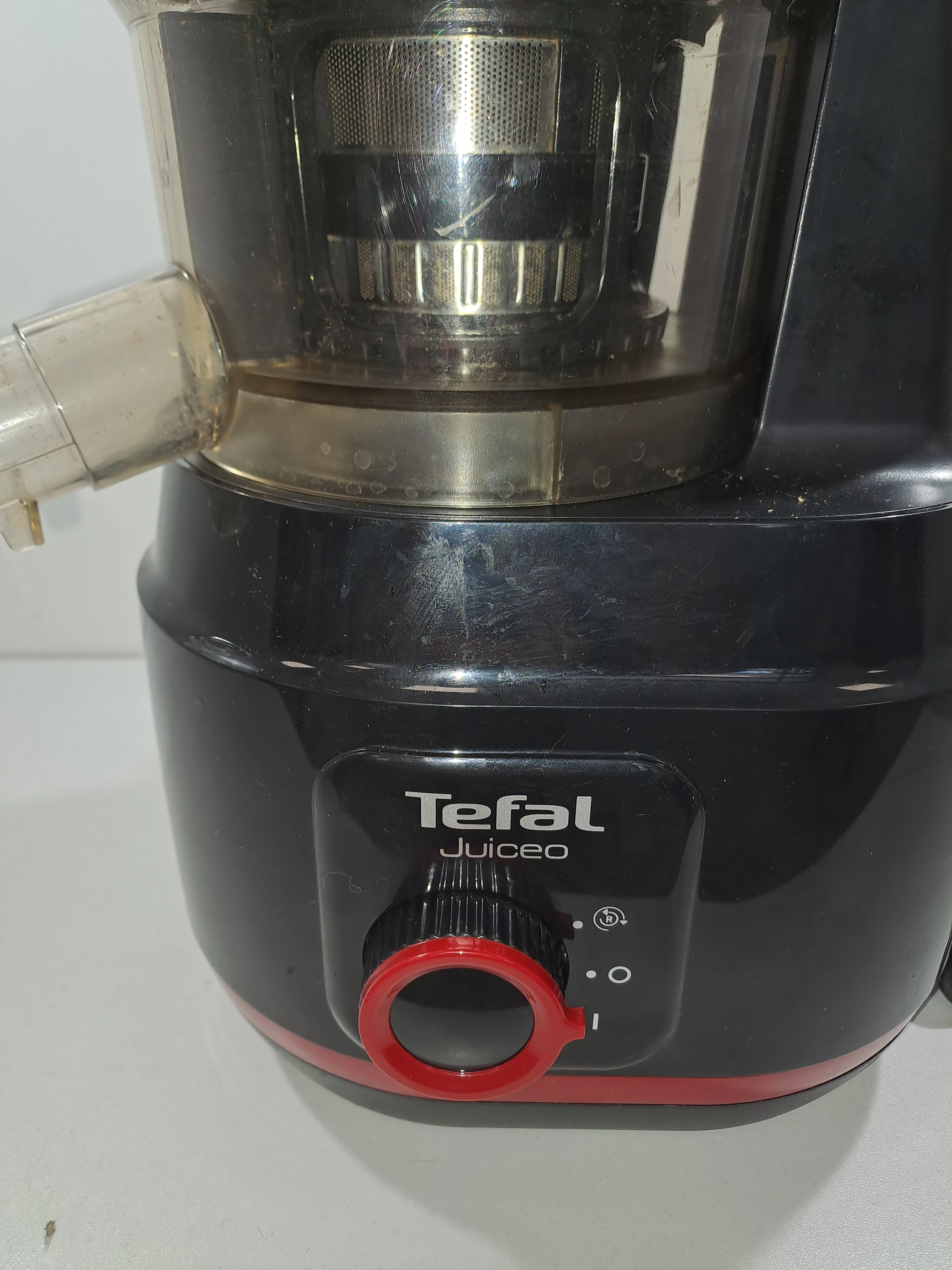 wyciskarka-wolnoobrotowa-pionowa-tefal-zc15-150-w-marka-tefal