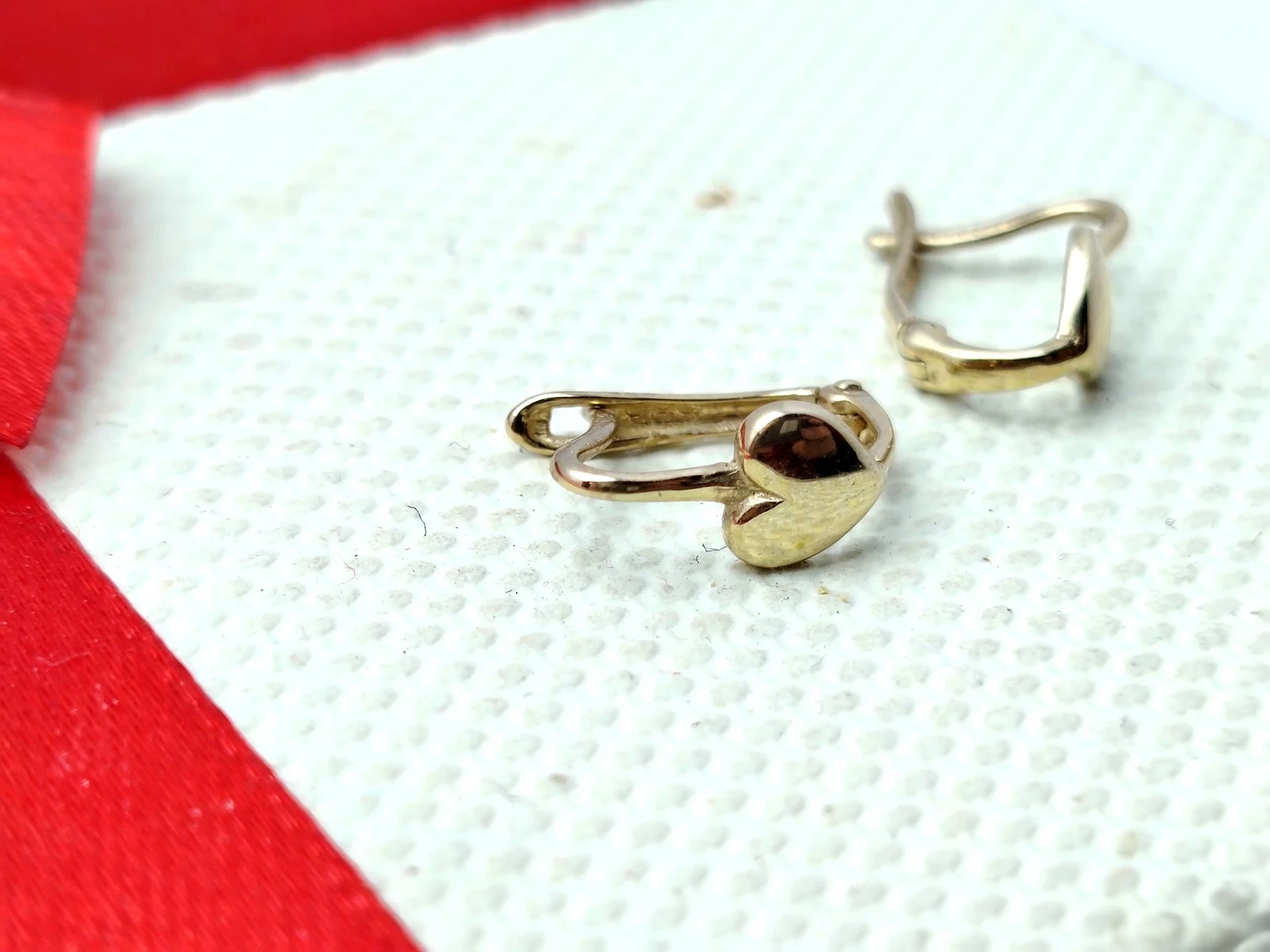 delikatne-malutkie-kolczyki-serduszka-dla-dziewczynki-087g-585-14k-rodzaj-zapiecia-2207-5