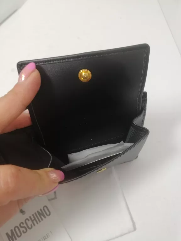 damski-portfel-skorzany-moschino-240123028-wielkosc-203961-218689