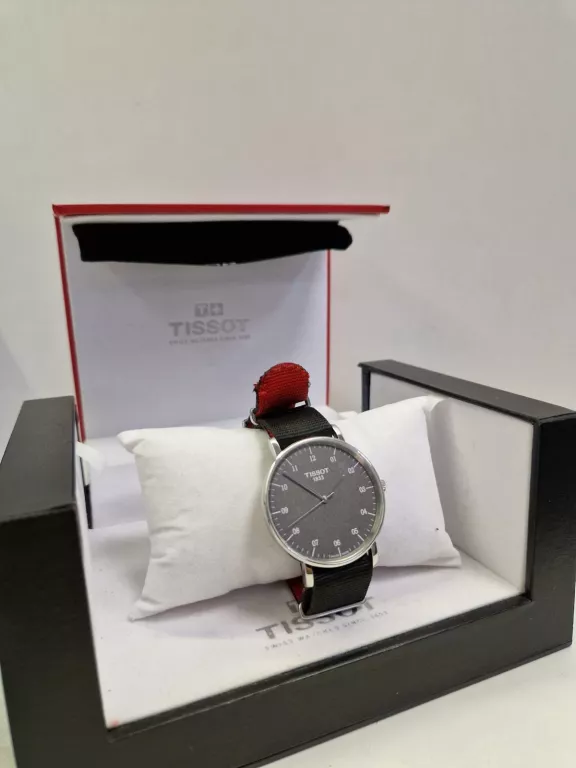 ZEGAREK MĘSKI TISSOT 1853 EVERYTIME T1094101707700 W PUDEŁKU