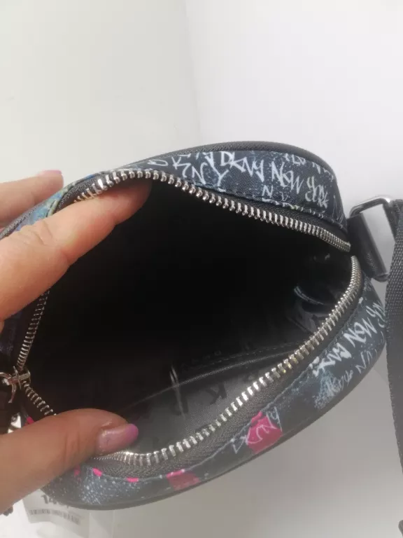 szaszetka-dkny-kolory-231028019-stan-11323-2