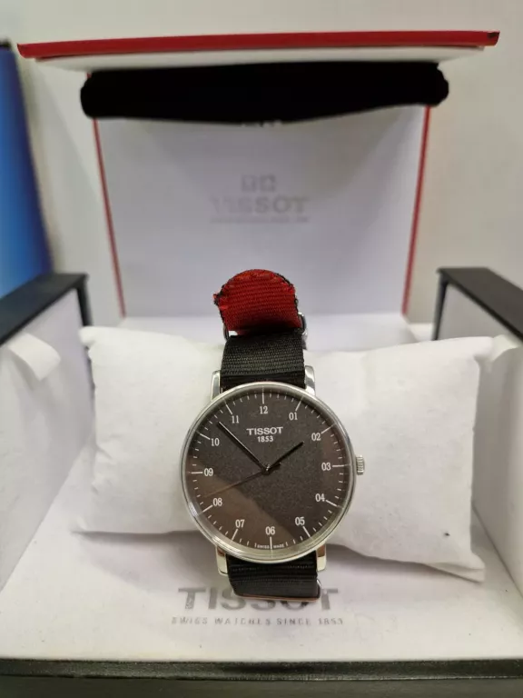 ZEGAREK MĘSKI TISSOT 1853 EVERYTIME T1094101707700 W PUDEŁKU