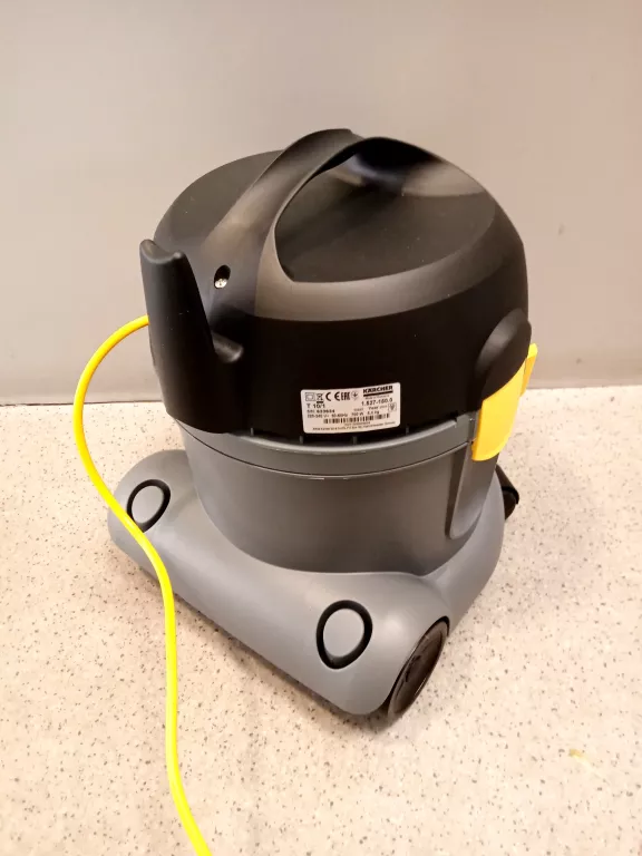 odkurzacz-przemyslowy-karcher-t101-800-w-powystawowy-1o-workow-stan-powystawowy