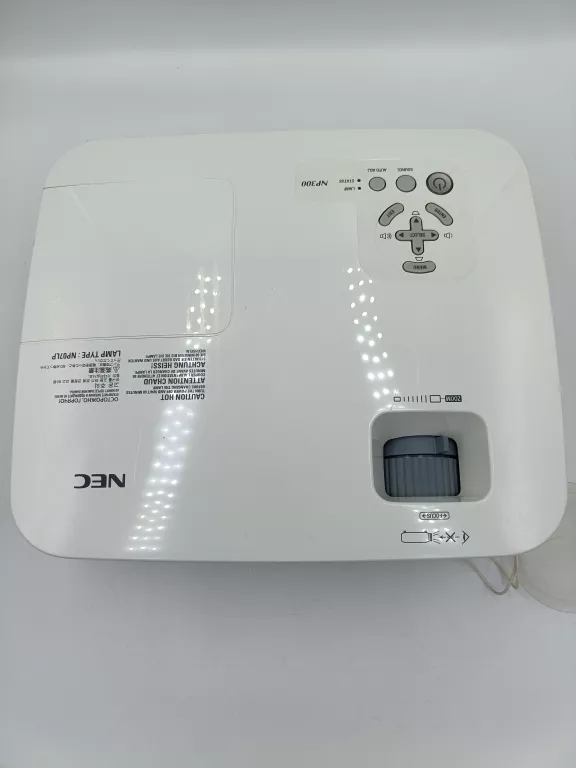 PROJEKTOR NEC NP300