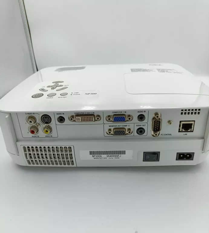 PROJEKTOR NEC NP300