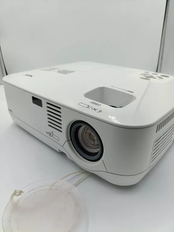 PROJEKTOR NEC NP300