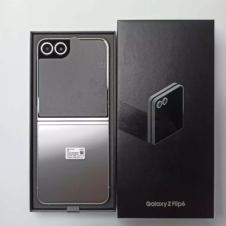 TELEFON SAMSUNG GALAXY Z FLIP 6