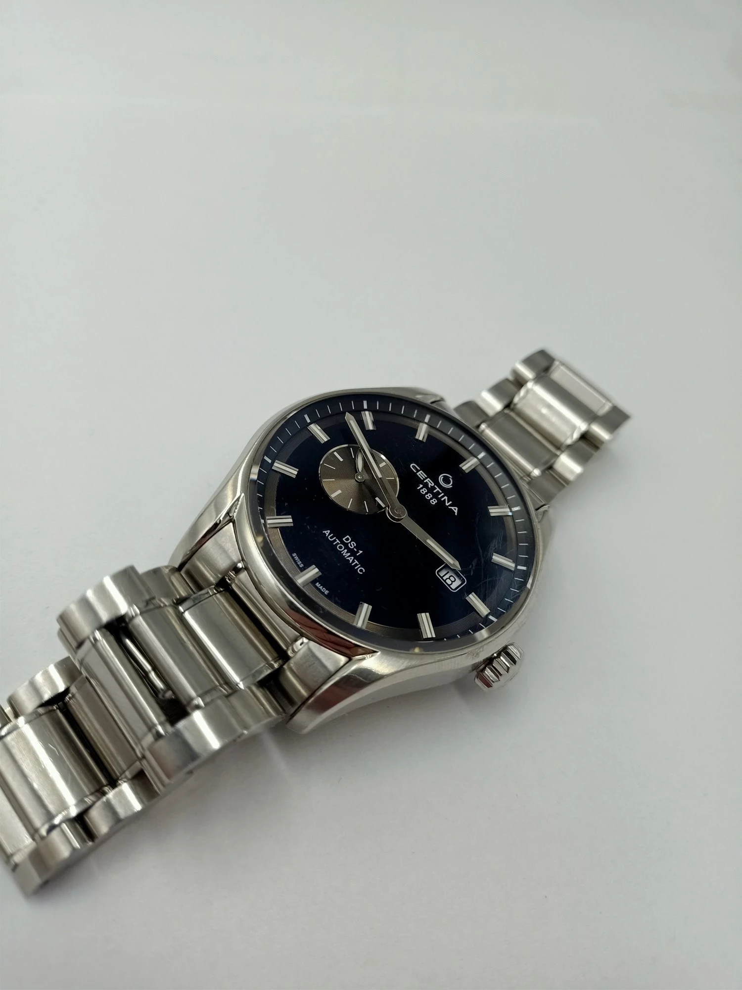 zegarek-certina-ds1-ds-1-automatic-small-second-c006428a-ksztalt-koperty-129223-2