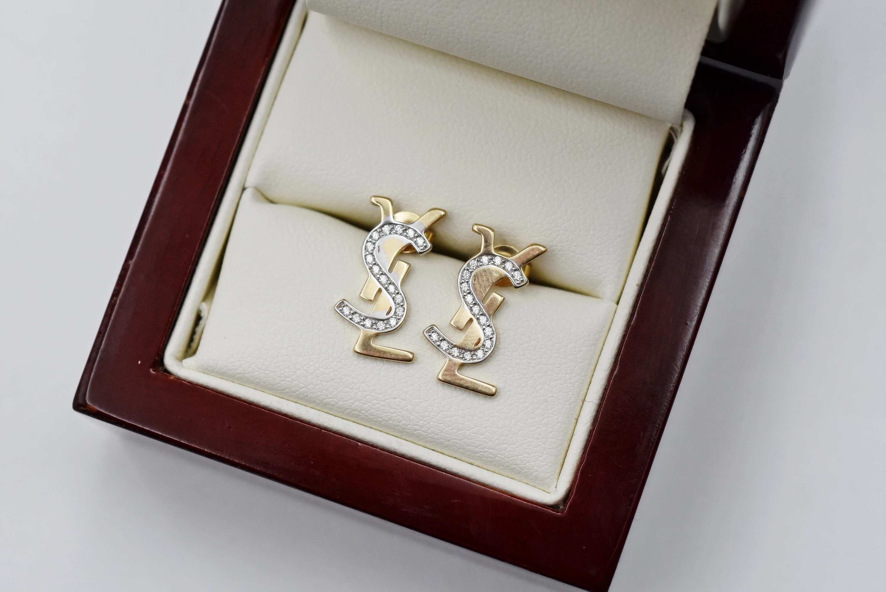 zlote-kolczyki-na-sztyft-ysl-pr585-14k-2g-ean-gtin-5705082927409