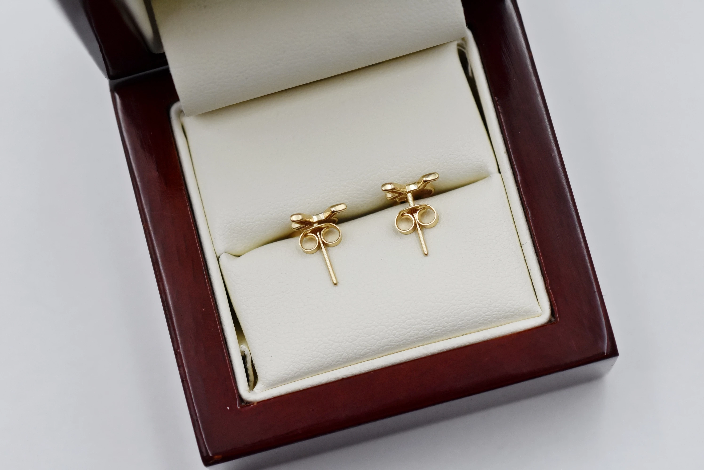 zlote-kolczyki-na-sztyft-ysl-pr585-14k-2g-rodzaj-2205-16