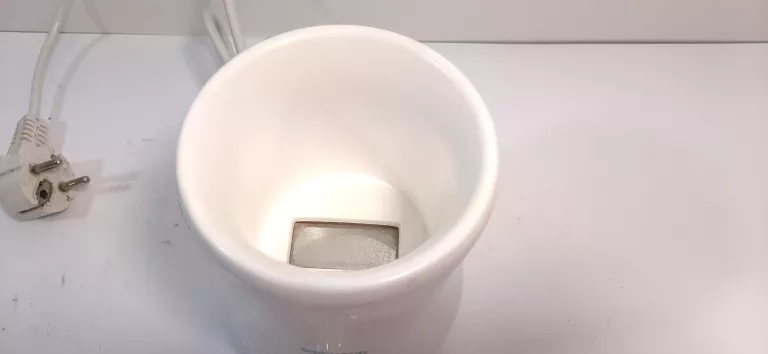 PODGRZEWACZ DO BUTELEK BABYONO 216