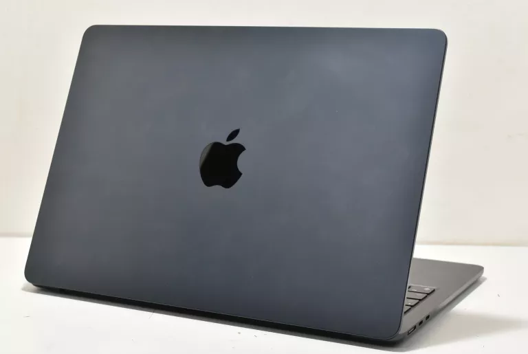 laptop-apple-macbook-air-136-m2-8gb-ram-256gb-ssd-wielkosc-pamieci-ram-8-gb