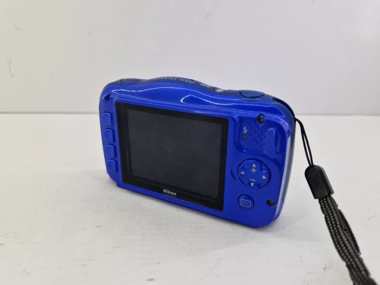 APARAT NIKON COOLPIX W100