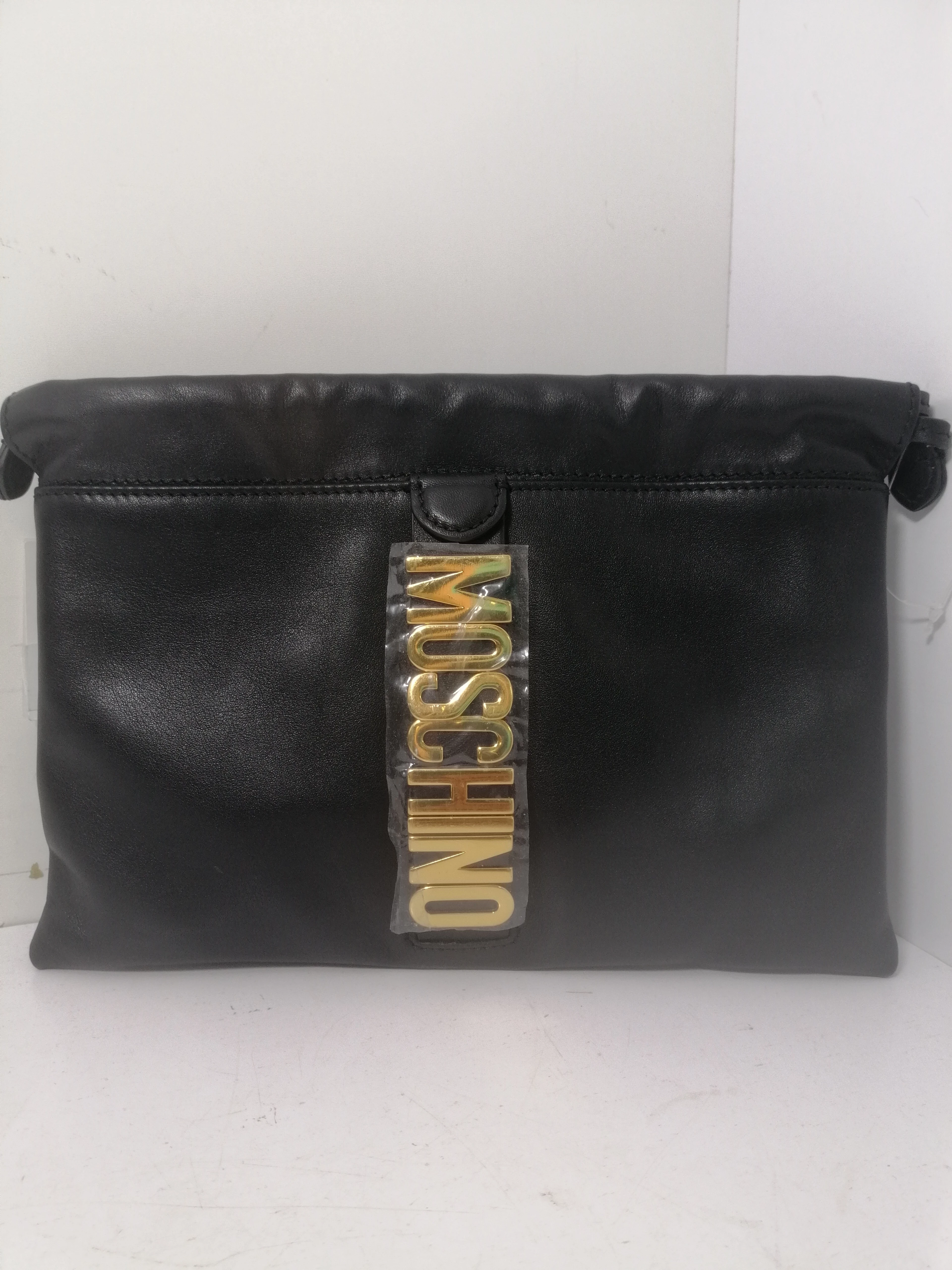 torebka-moschino-czarna-skorzana-231028020-stan-opakowania-229205-340261