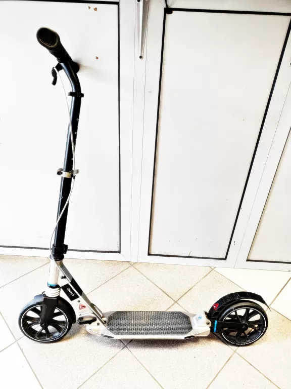 hulajnoga-skladana-oxelo-town-7-susp-200mm-hulajnoga-skladana-marka-oxelo