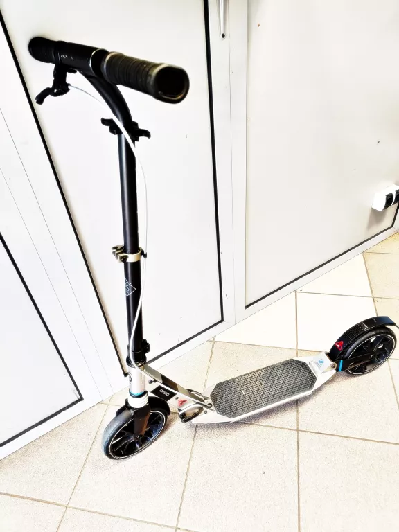 hulajnoga-skladana-oxelo-town-7-susp-200mm-hulajnoga-skladana-plac-3-maja-6-sj-luban-kamp