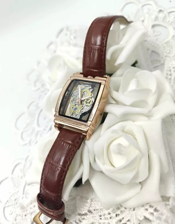 przezroczysty-zegarek-meski-automatyczny-ksztalt-koperty-okragla