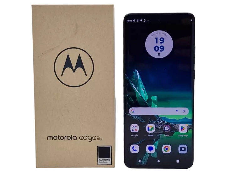 TELEFON MOTOROLA EDGE 40 NEO 12/256GB 5G 6.55" 144HZ CZARNY