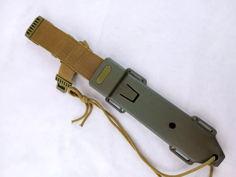 NÓŻ MYŚLIWSKI MASTER CUTLERY SURVIVAL BLACK