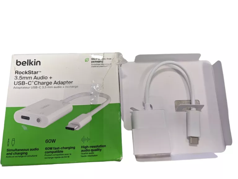 ADAPTER 3.5MM AUDIO + USB-C CHARGE ADAPTER