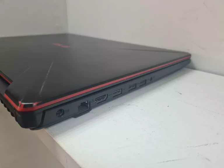 ASUS TUF GAMING FX705G I7-8750H 2.20GHZ 8GB 120SSD 1TB HDD + ZASILACZ