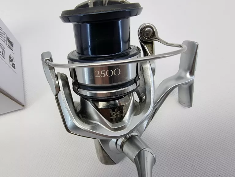 KOŁOWROTEK SHIMANO STRADIC FL 2500