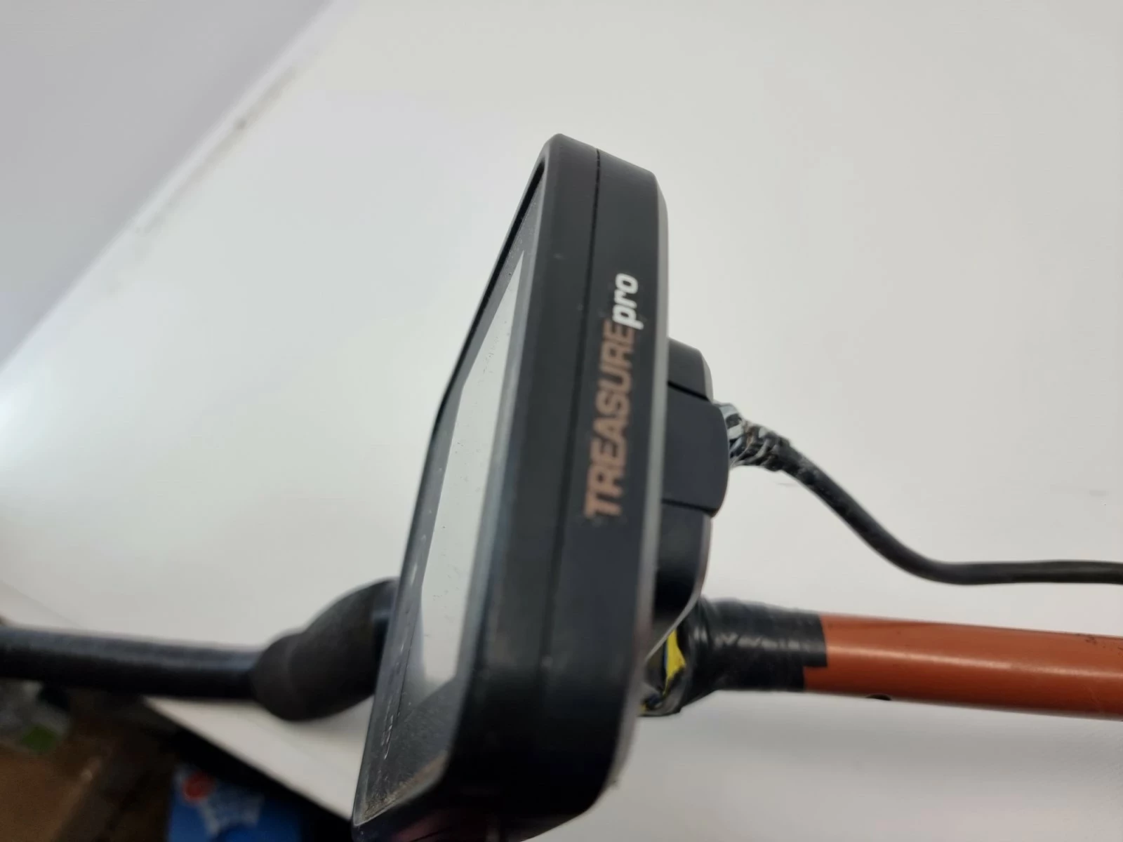 whites-treasure-pro-wykrywacz-metali-ean-gtin-0758686403461