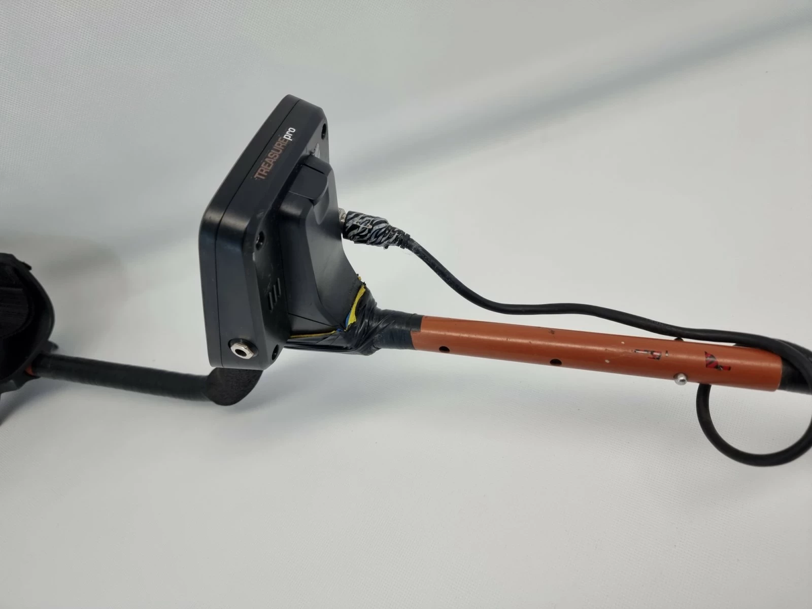 whites-treasure-pro-wykrywacz-metali-product-id-4d2d0232-50eb-4940-8ad4-988fb51fece6