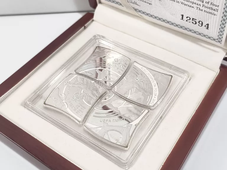 10 ZŁ EURO 2012 ZESTAW CZTERECH MONET SREBRNYCH 2012 AG 925 4X14,14G