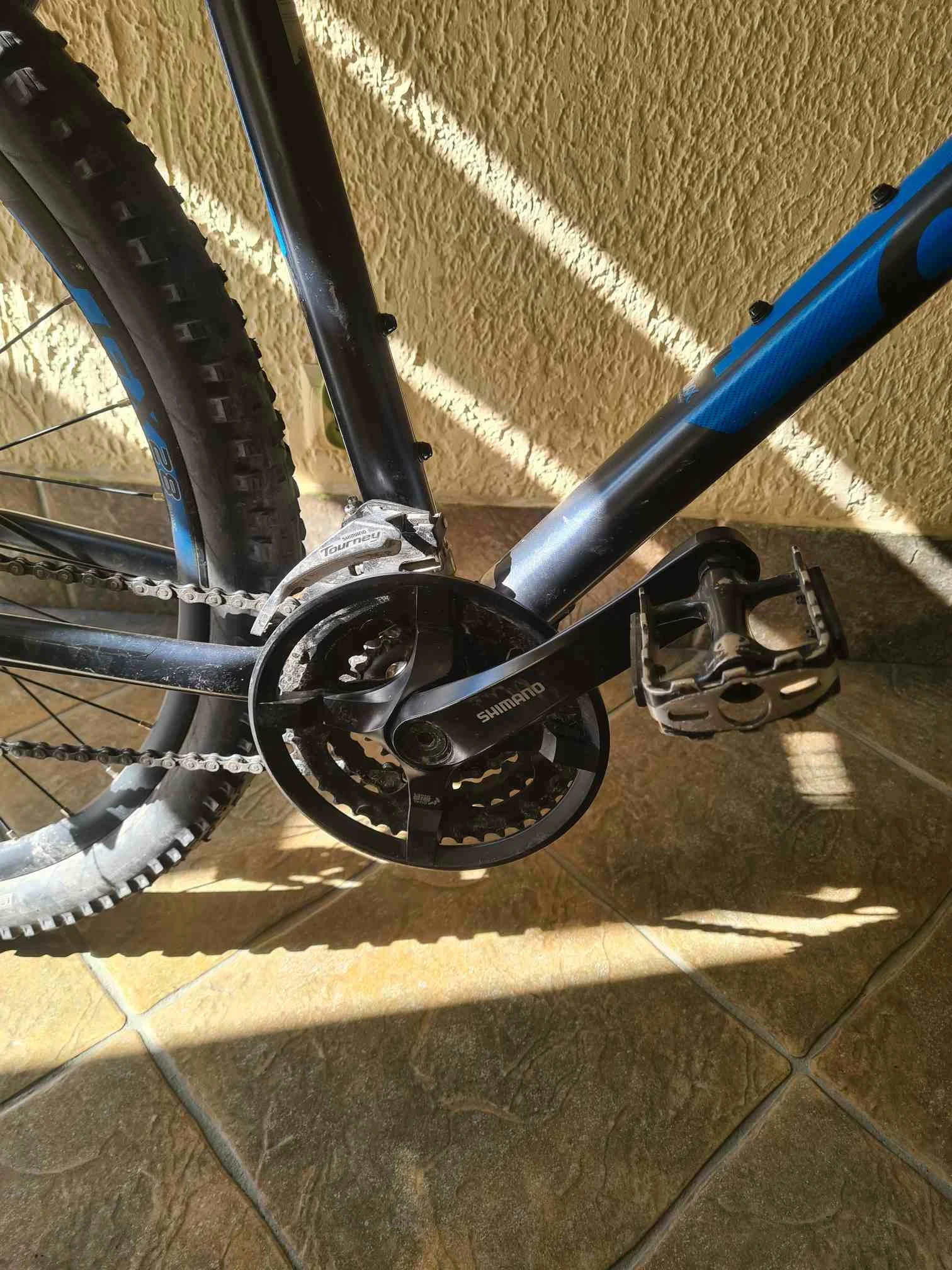 rower-giant-atx-28-cali-rozmiar-l-material-ramy-aluminium