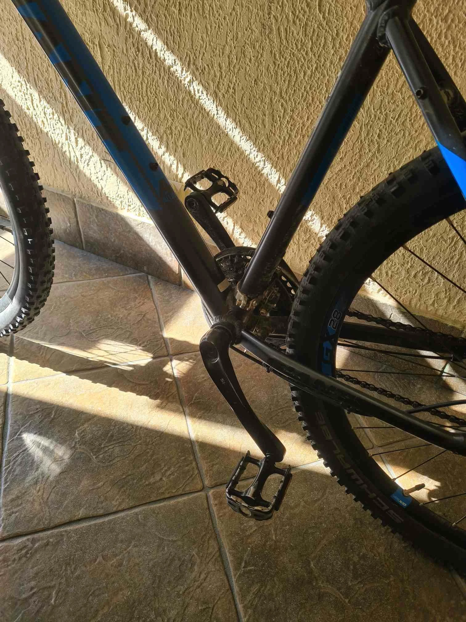 rower-giant-atx-28-cali-rozmiar-l-ean-gtin-4712878731462