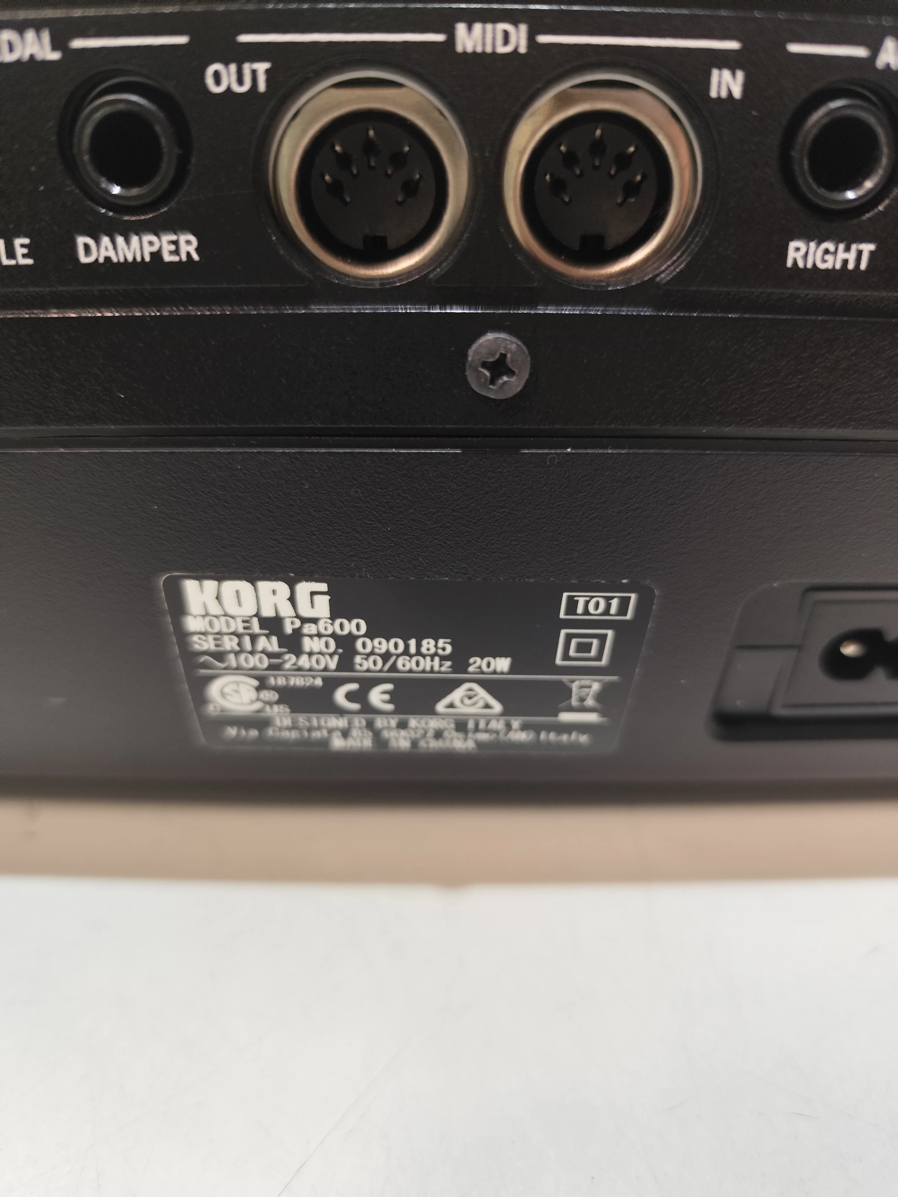 keyboard-korg-pa600-stan-uzywany